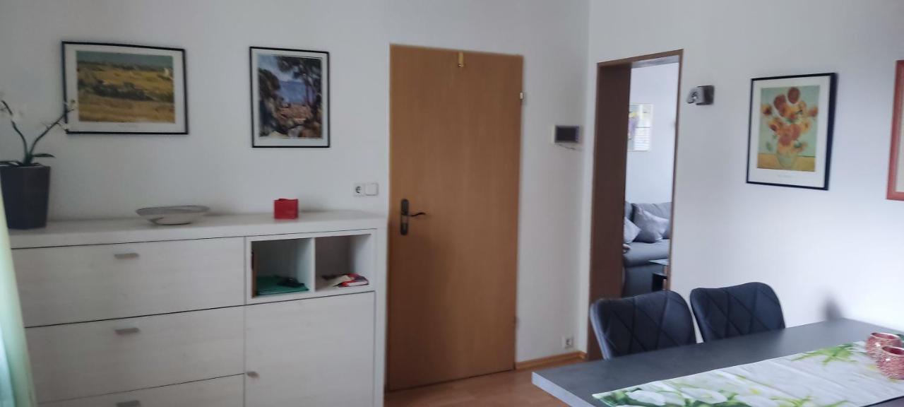 Schoene 3 Zi. Ferienwohnung Vor Den Toren Frankfurt 드라이아이히 외부 사진