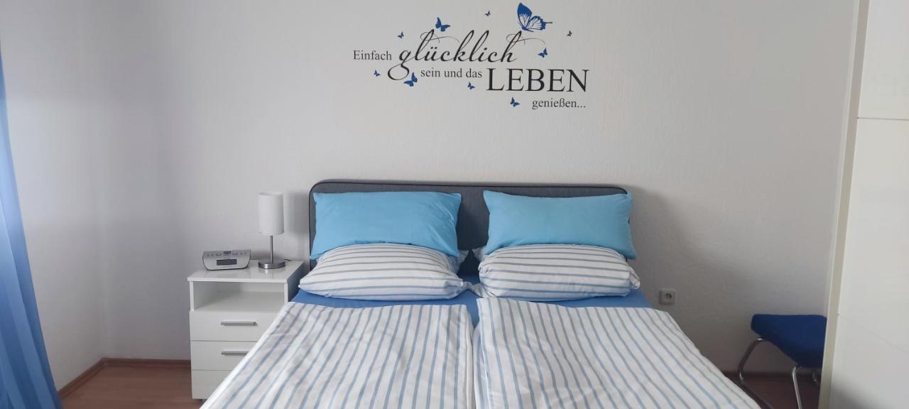 Schoene 3 Zi. Ferienwohnung Vor Den Toren Frankfurt 드라이아이히 외부 사진